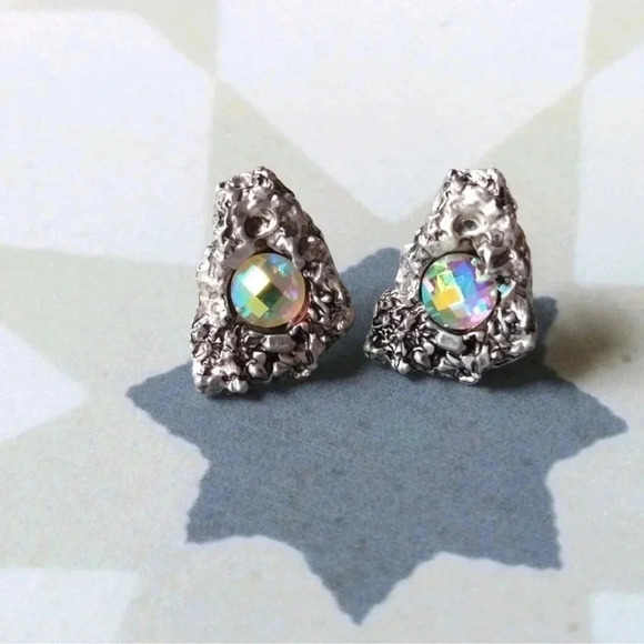 Crystal Stud Earrings Silver Iridescent - Picture 9 of 12